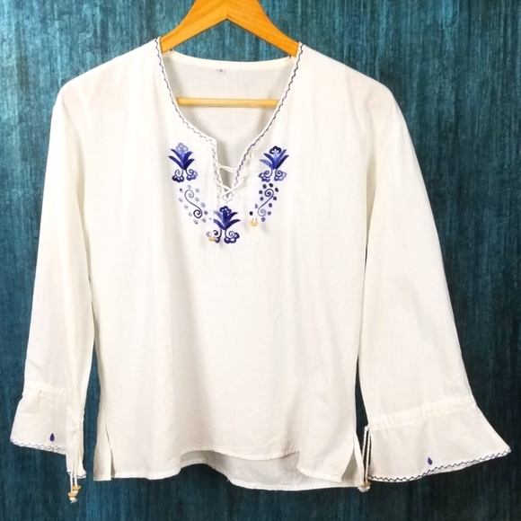 Otavato Tops - Handmade In Ecuador Embroidered Woven Cotton Blouse